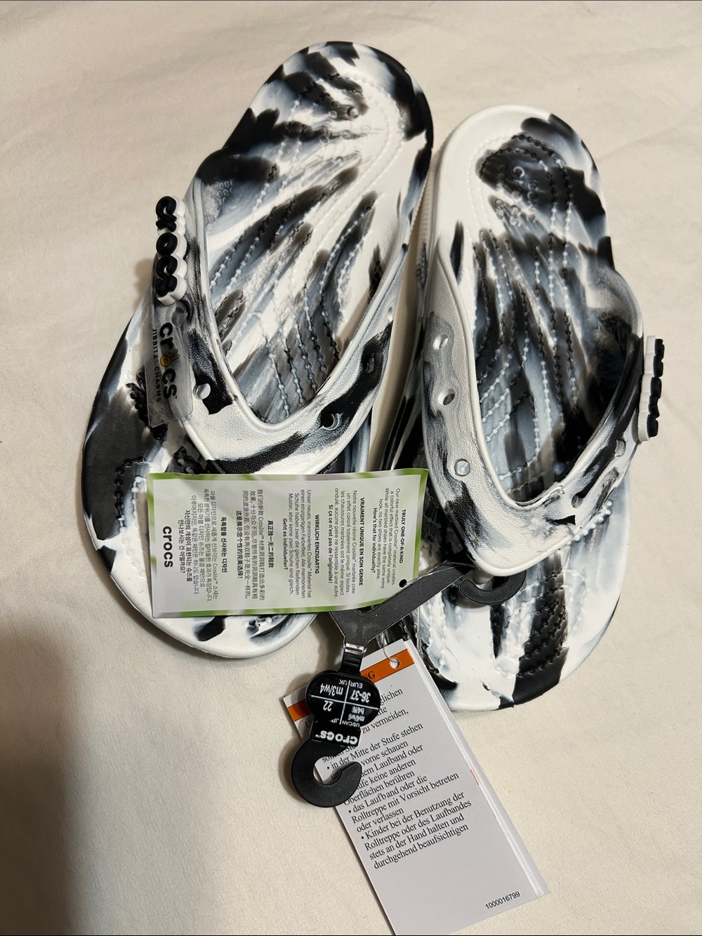 CROCS Kids Black & White Tie-Dye Classic Clog Sandals